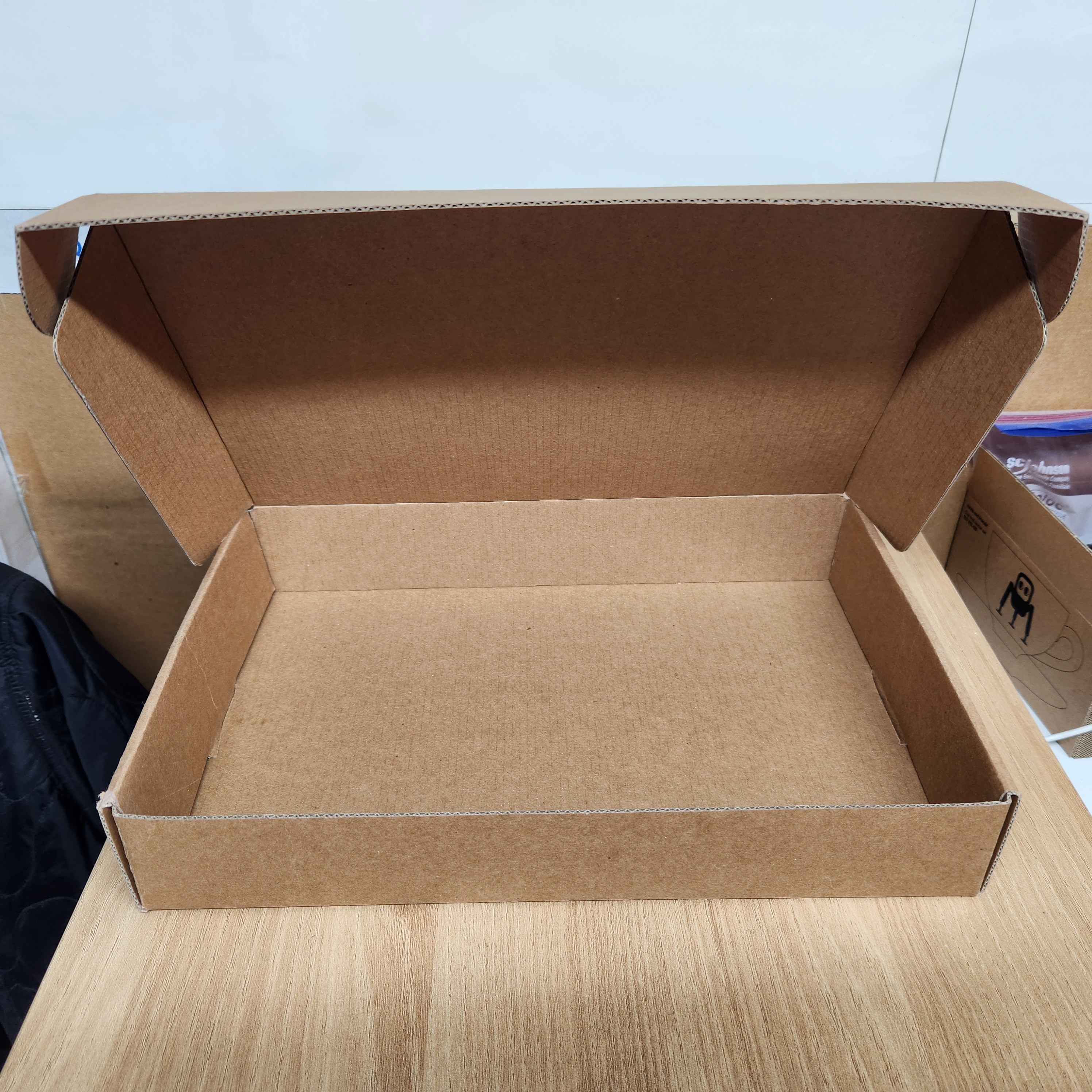 D형박스 실제 제작 사진